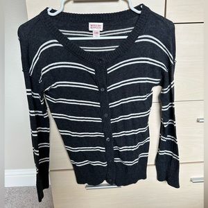 ✨5 for $25✨ Mossimo women’s striped cardigan